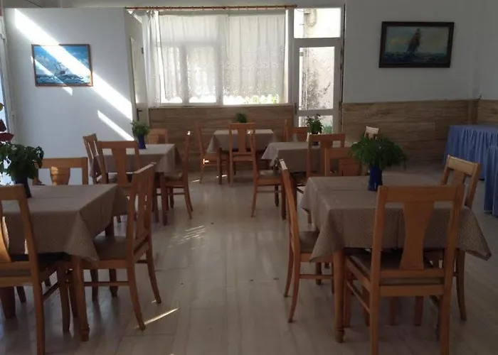 Hotel Meltemi Adamantas (Milos)