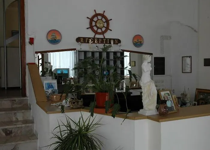 Hotel Meltemi Adamantas (Milos)